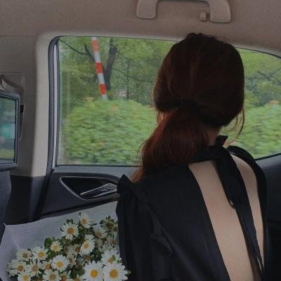 电线杆上的征婚广告,竟是美女上司